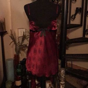Vintage Victoria’s Secret  2 Piece Satin Chemise & Lace Thong Panties Lingerie